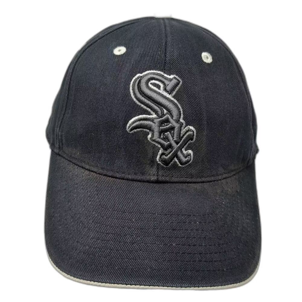 Chicago White Sox MLB Fan Favorite Baseball Cap Hat Black Gray OSFA Strapback